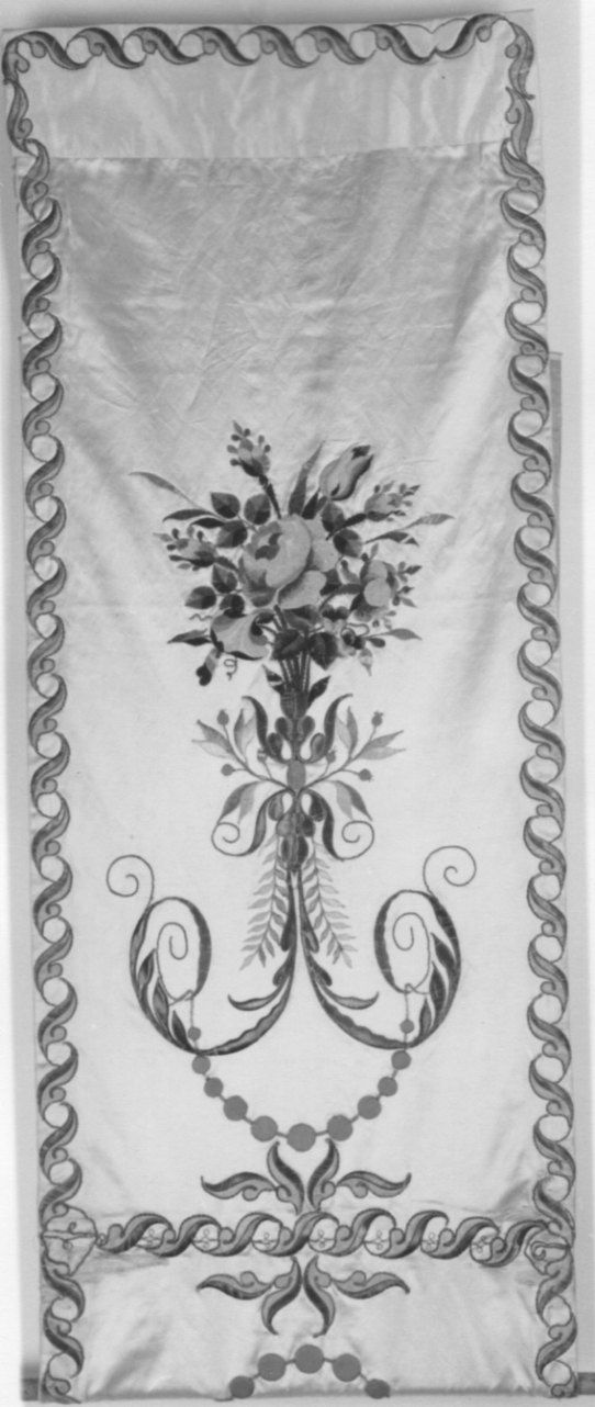 MOTIVI DECORATIVI FLOREALI (tovaglia d'altare, opera isolata) - manifattura piemontese (metà, secondo quarto sec. XIX, sec. XX)