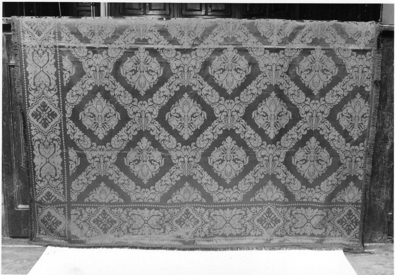 drappo, opera isolata - manifattura italiana (fine/inizio secc. XIX/ XX)