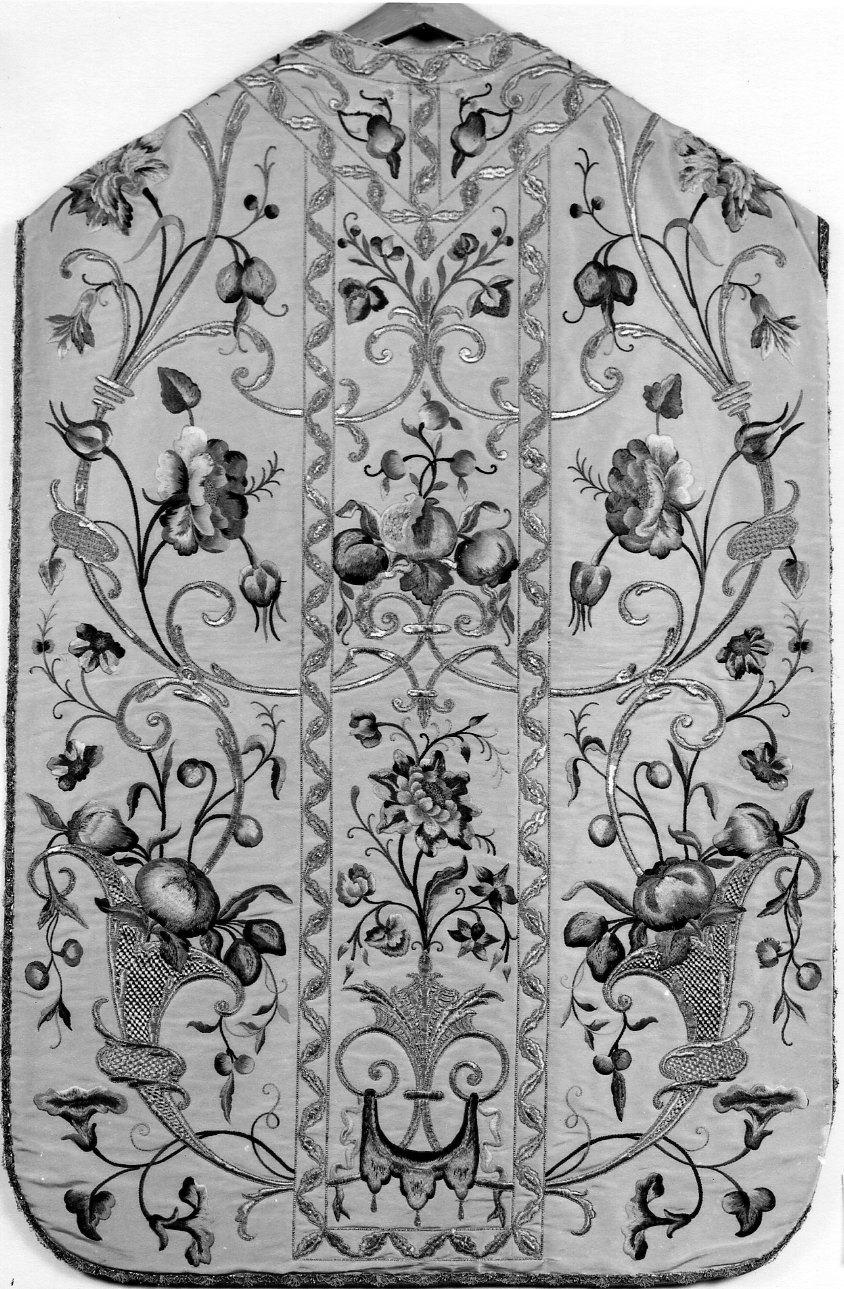 paramento liturgico, insieme - manifattura italiana (seconda metà, prima metà sec. XVIII, sec. XIX)