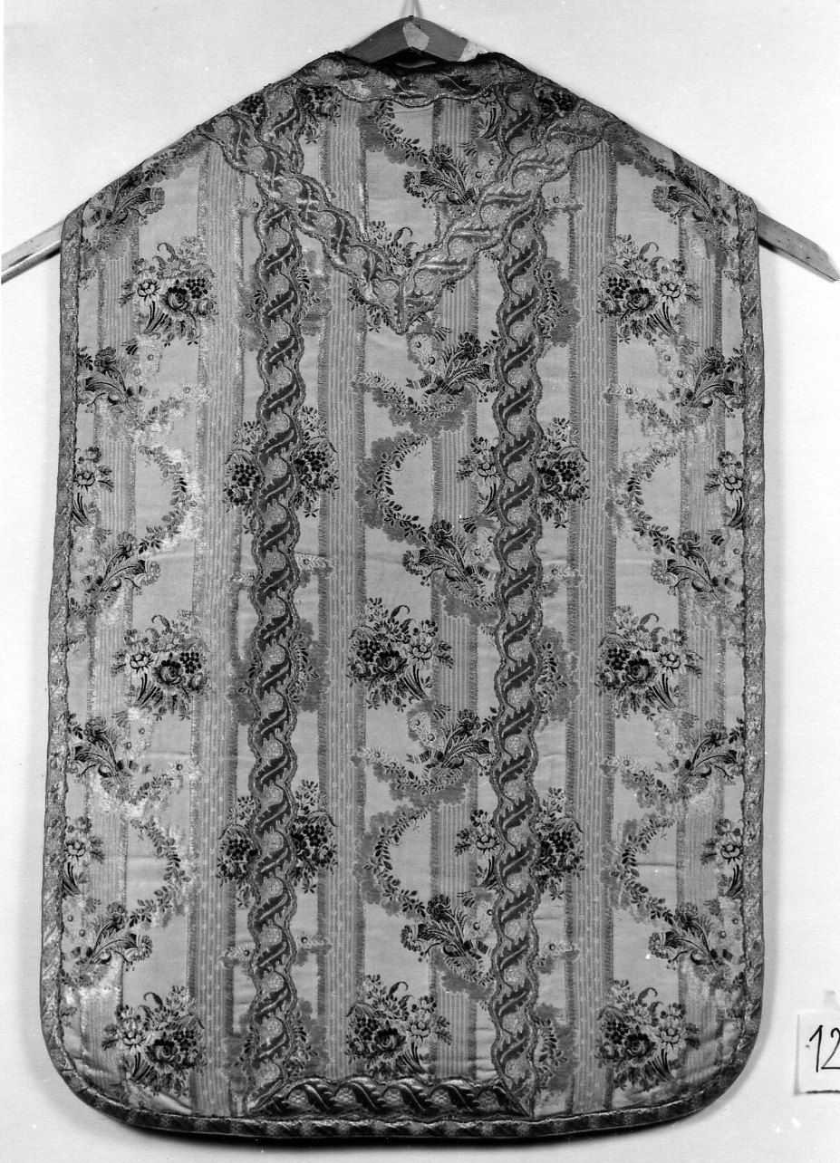 paramento liturgico, insieme - manifattura italiana (primo quarto sec. XX)