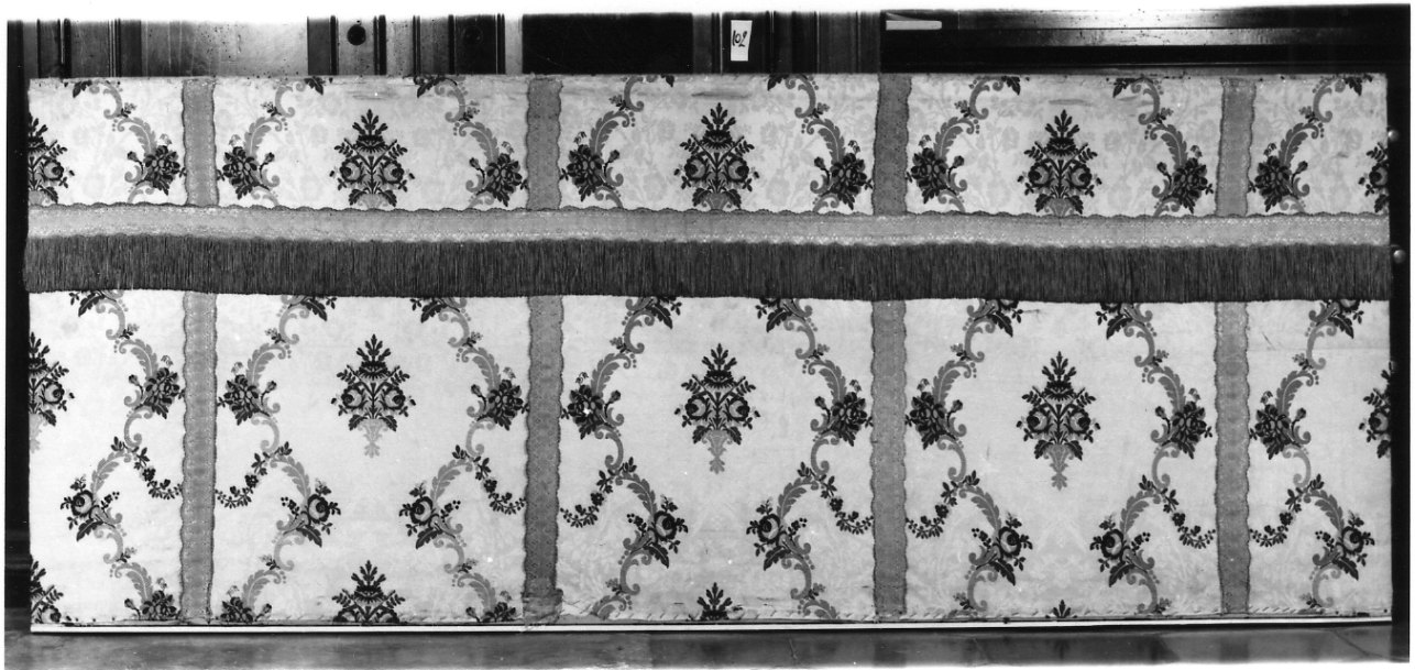 paliotto, opera isolata - manifattura italiana (prima metà sec. XIX)