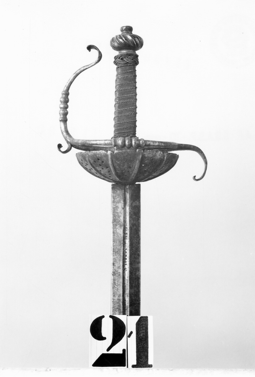 spada, opera isolata - ambito italiano (sec. XVII)
