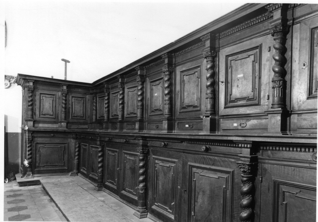 mobile da sacrestia, opera isolata - bottega novarese (inizio sec. XVII)