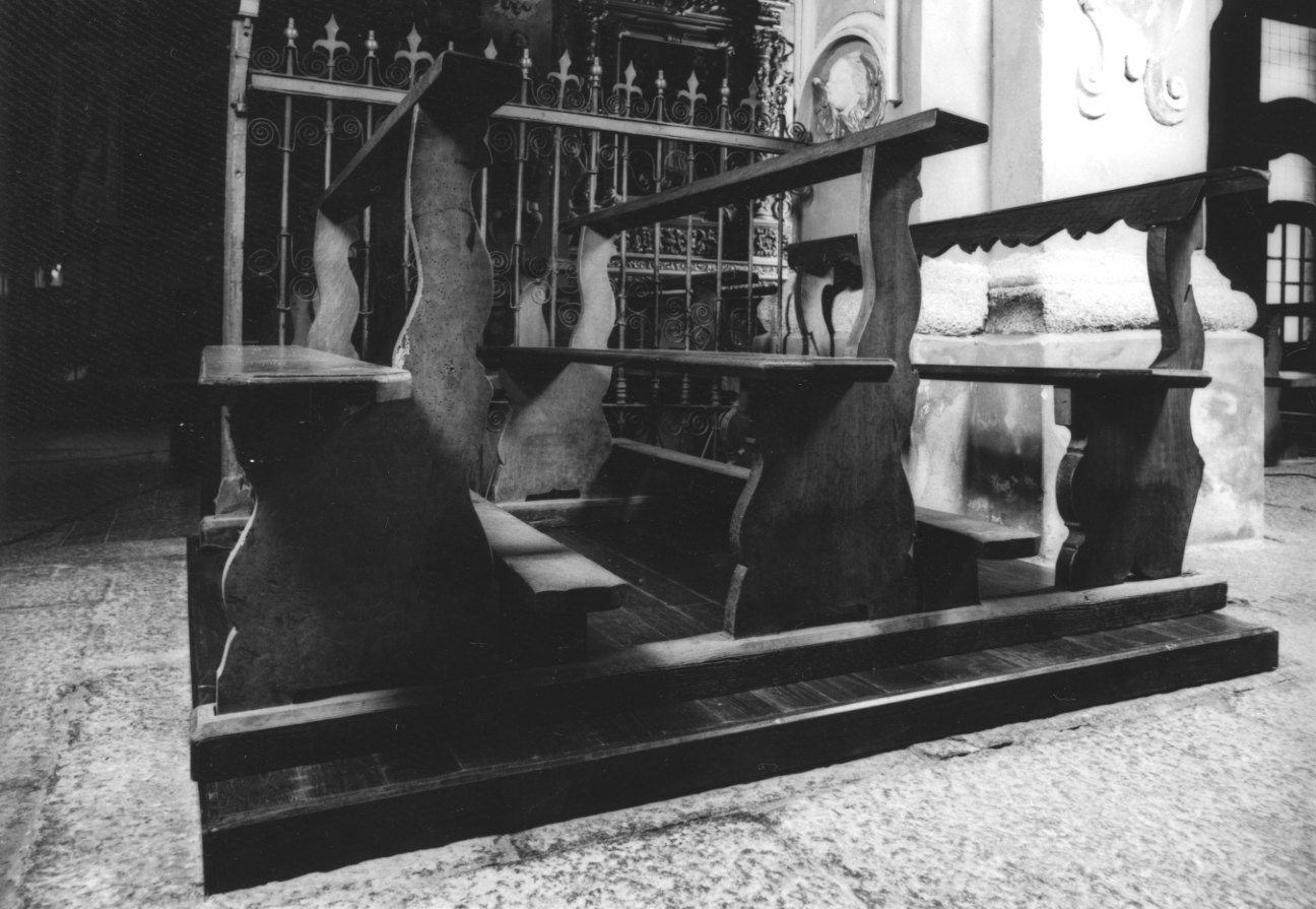 banco da chiesa, serie - bottega ossolana (prima metà sec. XIX)