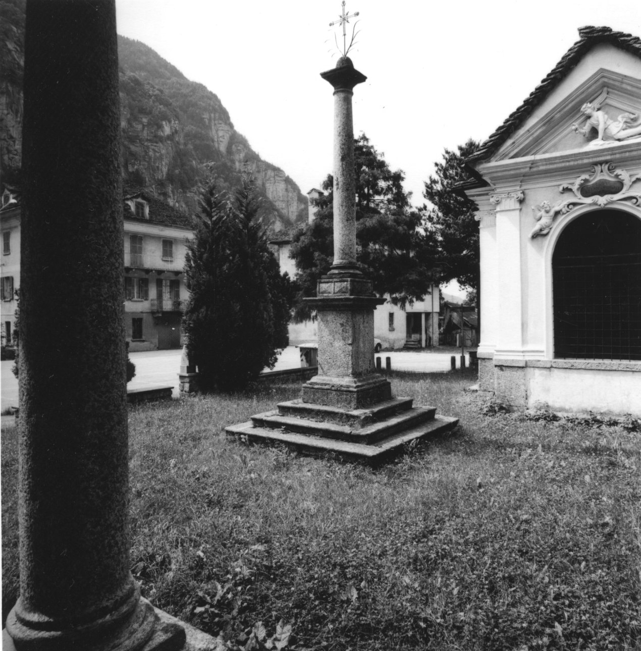 colonna, opera isolata - ambito ossolano (primo quarto sec. XVIII, sec. XIX)