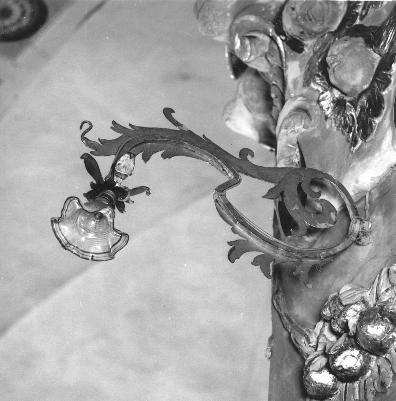 portalampade da chiesa, serie - ambito ossolano (seconda metà sec. XVIII)