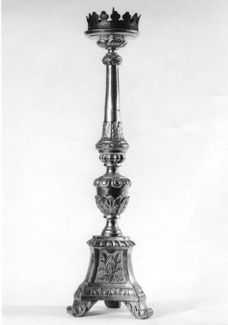 candeliere d'altare, serie - bottega ossolana (terzo quarto sec. XIX)