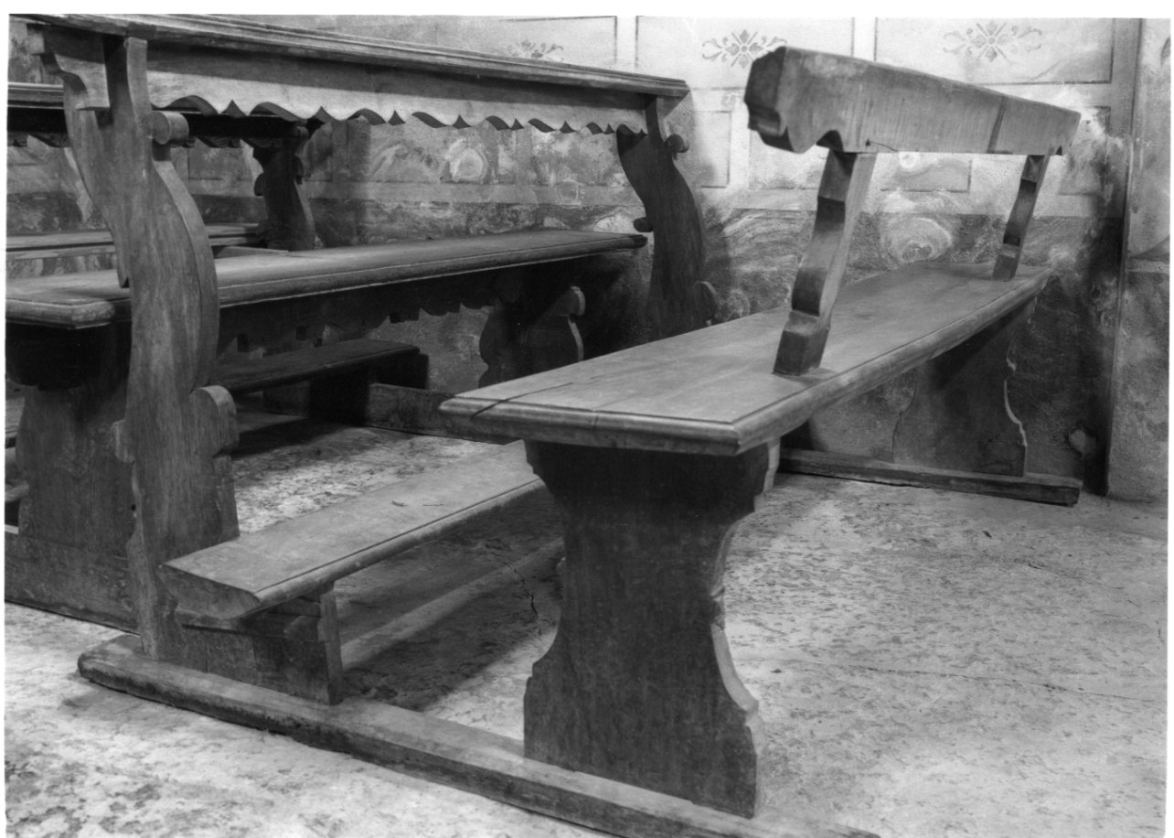banco da chiesa, serie - bottega della Val Formazza (prima metà sec. XVIII)