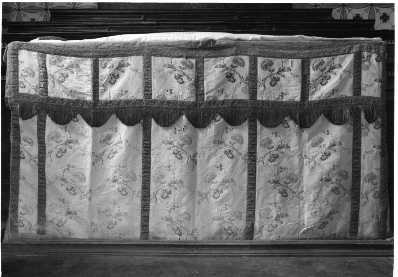 paliotto, opera isolata - manifattura italiana (terzo quarto sec. XVIII)