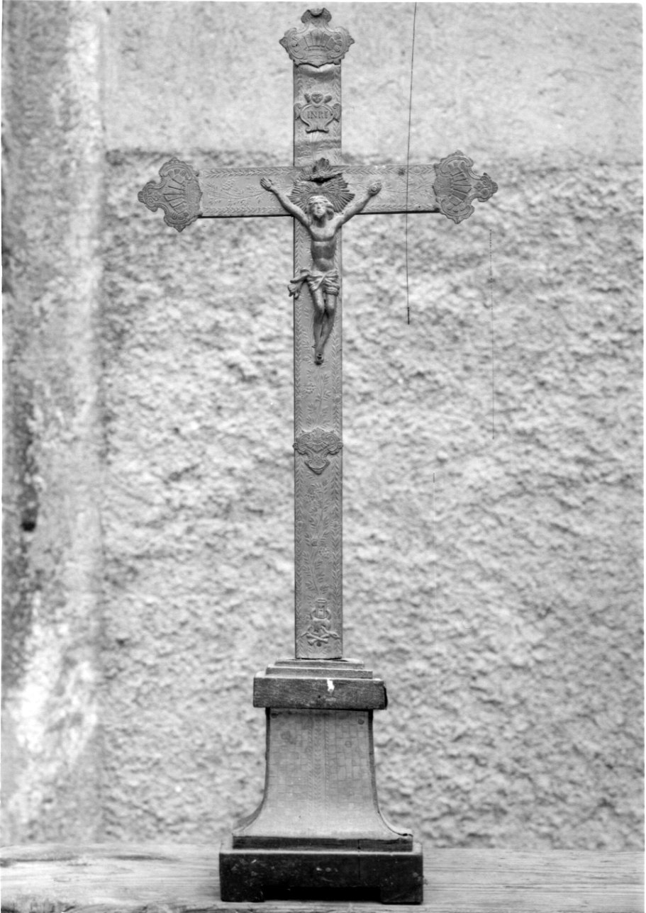 Cristo crocifisso (croce d'altare, opera isolata) - bottega italiana (seconda metà sec. XIX)