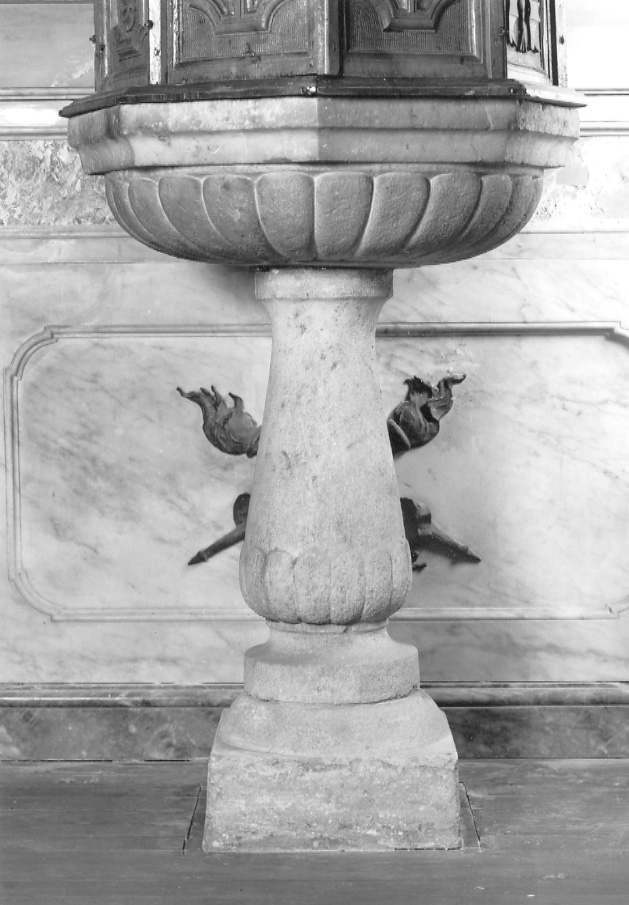 fonte battesimale - a fusto, opera isolata - ambito lombardo (fine sec. XVI)