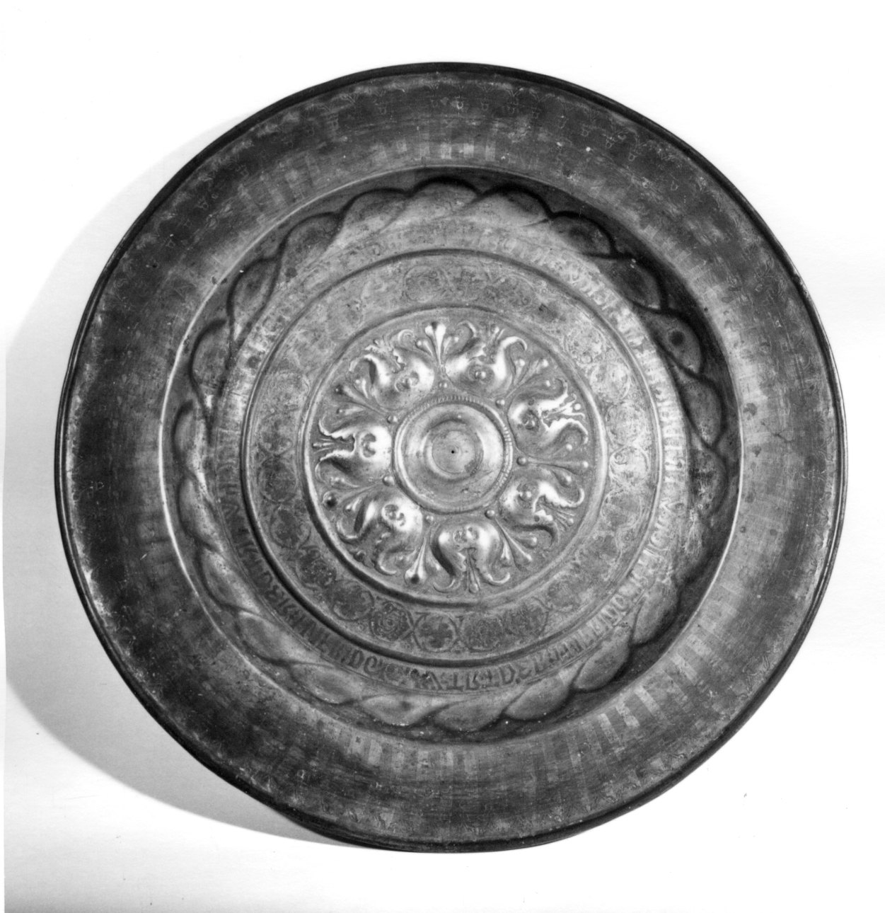 piatto per elemosine, opera isolata - bottega tedesca (fine sec. XVII)