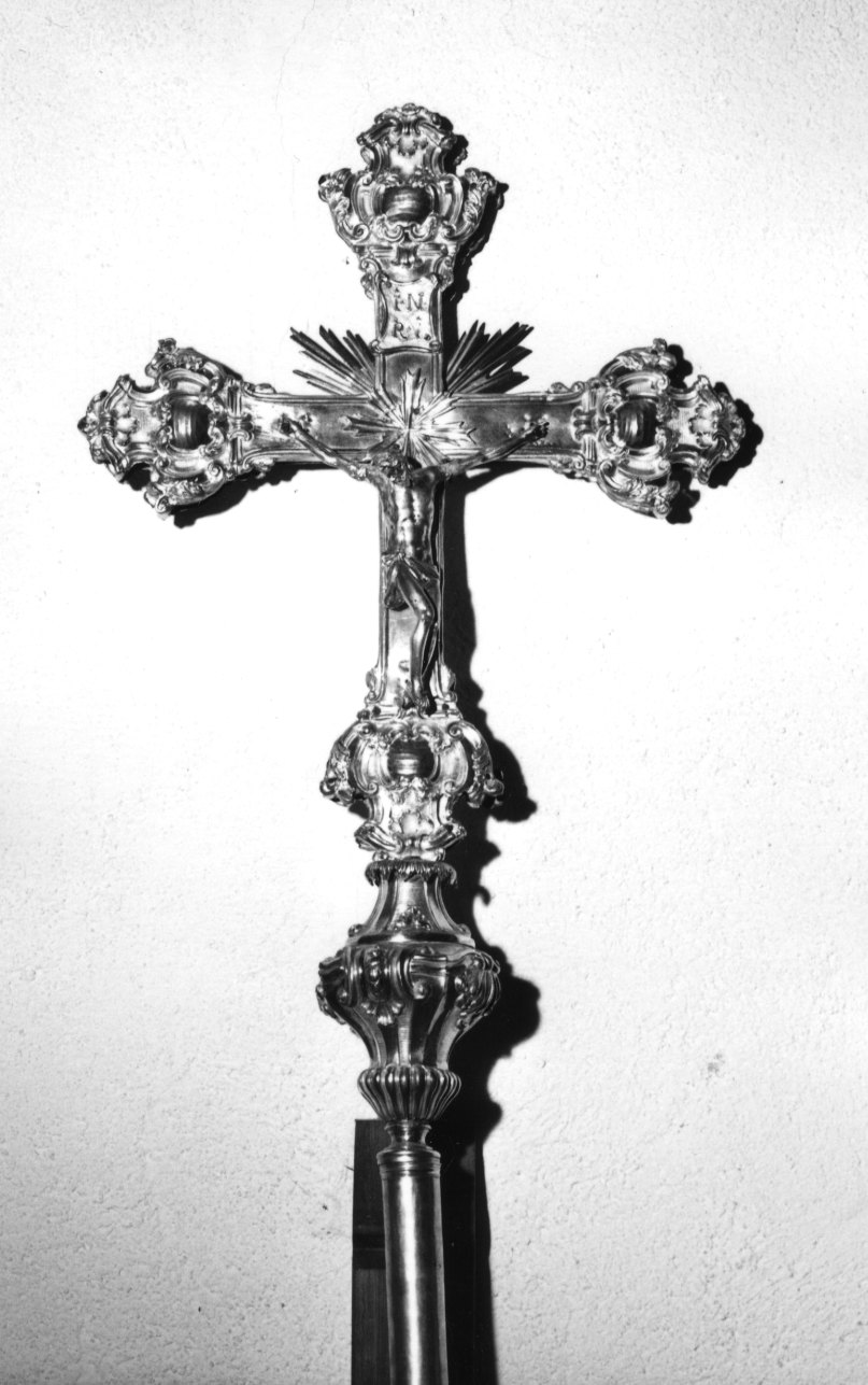 Cristo crocifisso (croce processionale, opera isolata) - bottega Italia settentrionale (metà sec. XVIII)