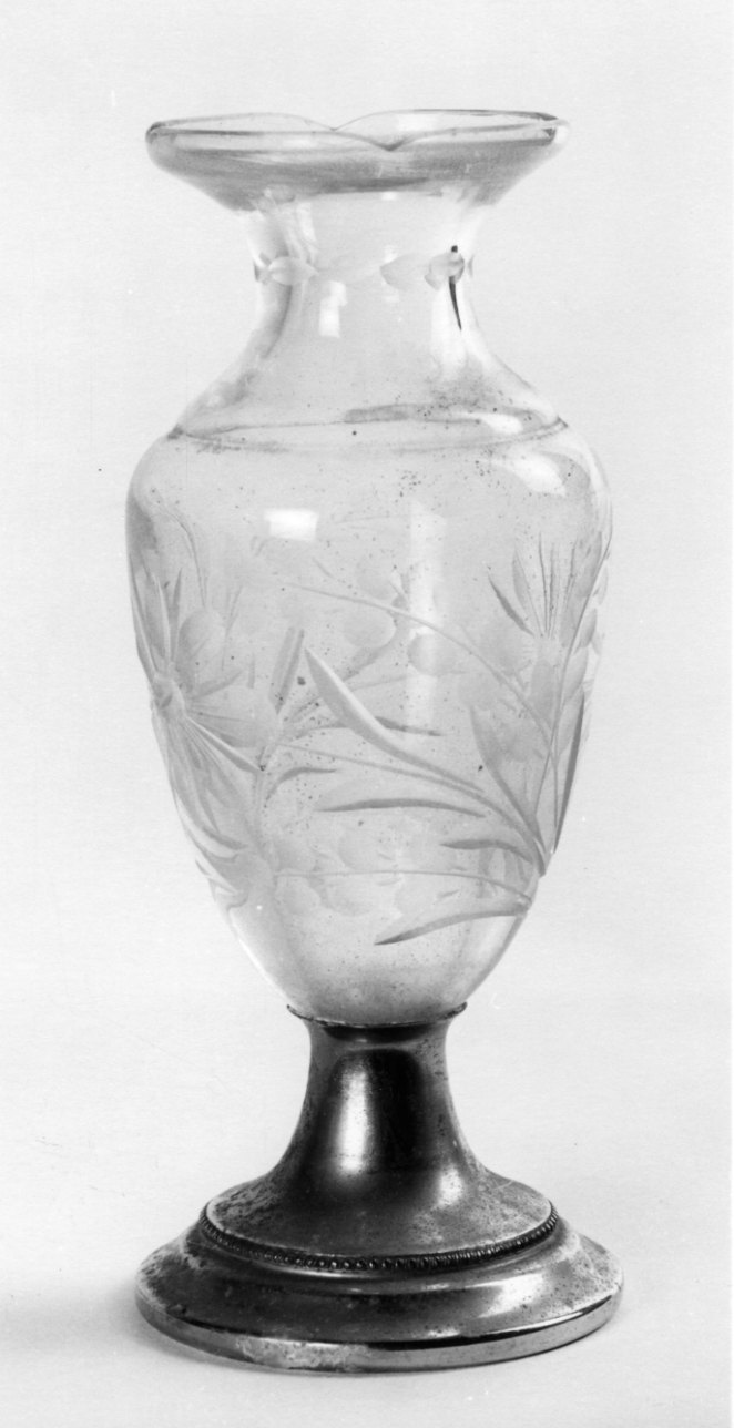 vasetto, opera isolata - bottega Italia settentrionale (primo quarto sec. XX)