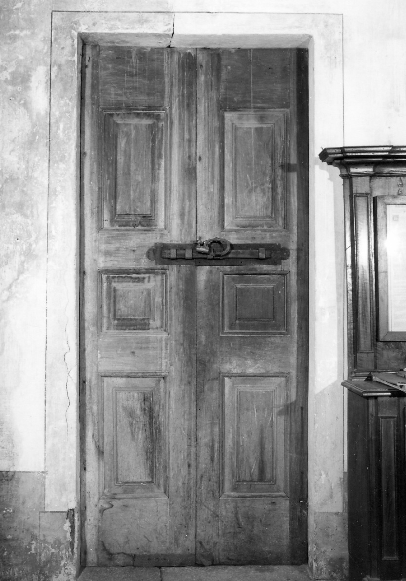 porta - a due battenti, opera isolata - ambito novarese (sec. XVIII)