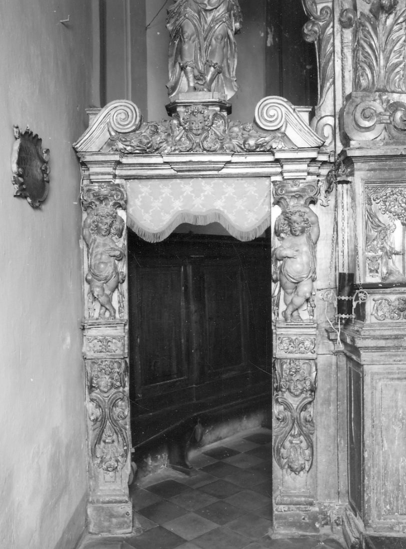 angeli e cherubini (cornice architettonica, serie) di De Bernardis Giorgio (secondo quarto sec. XVII)