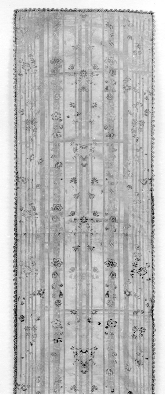 velo omerale, opera isolata - manifattura Italia settentrionale (ultimo quarto sec. XVIII)