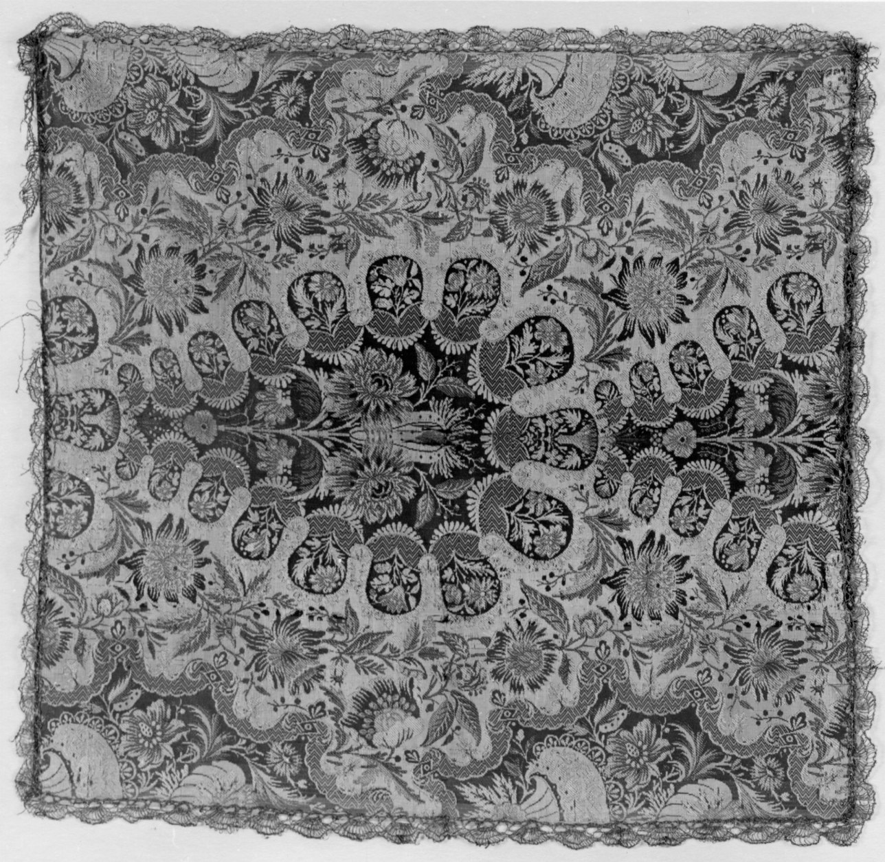 velo di calice, opera isolata - manifattura Italia settentrionale (secondo quarto sec. XVIII)