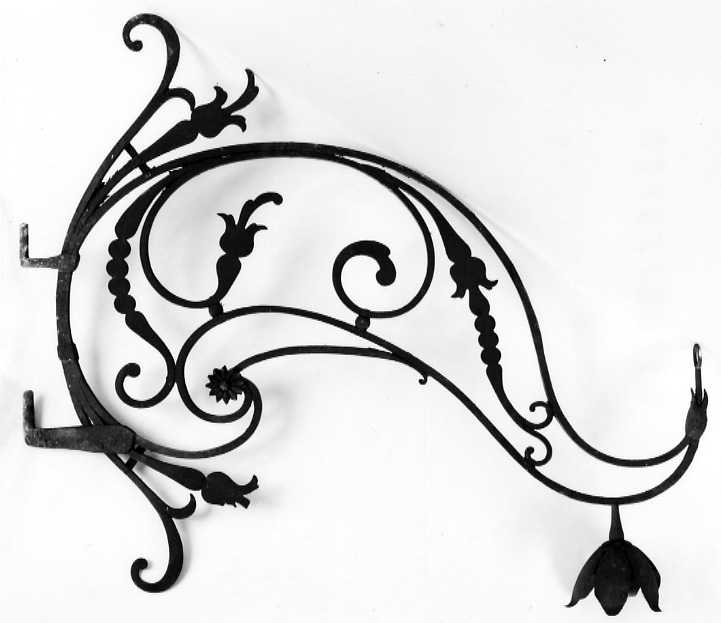 motivo decorativo floreale (portalampade da chiesa, opera isolata) - ambito Italia settentrionale (sec. XVIII)