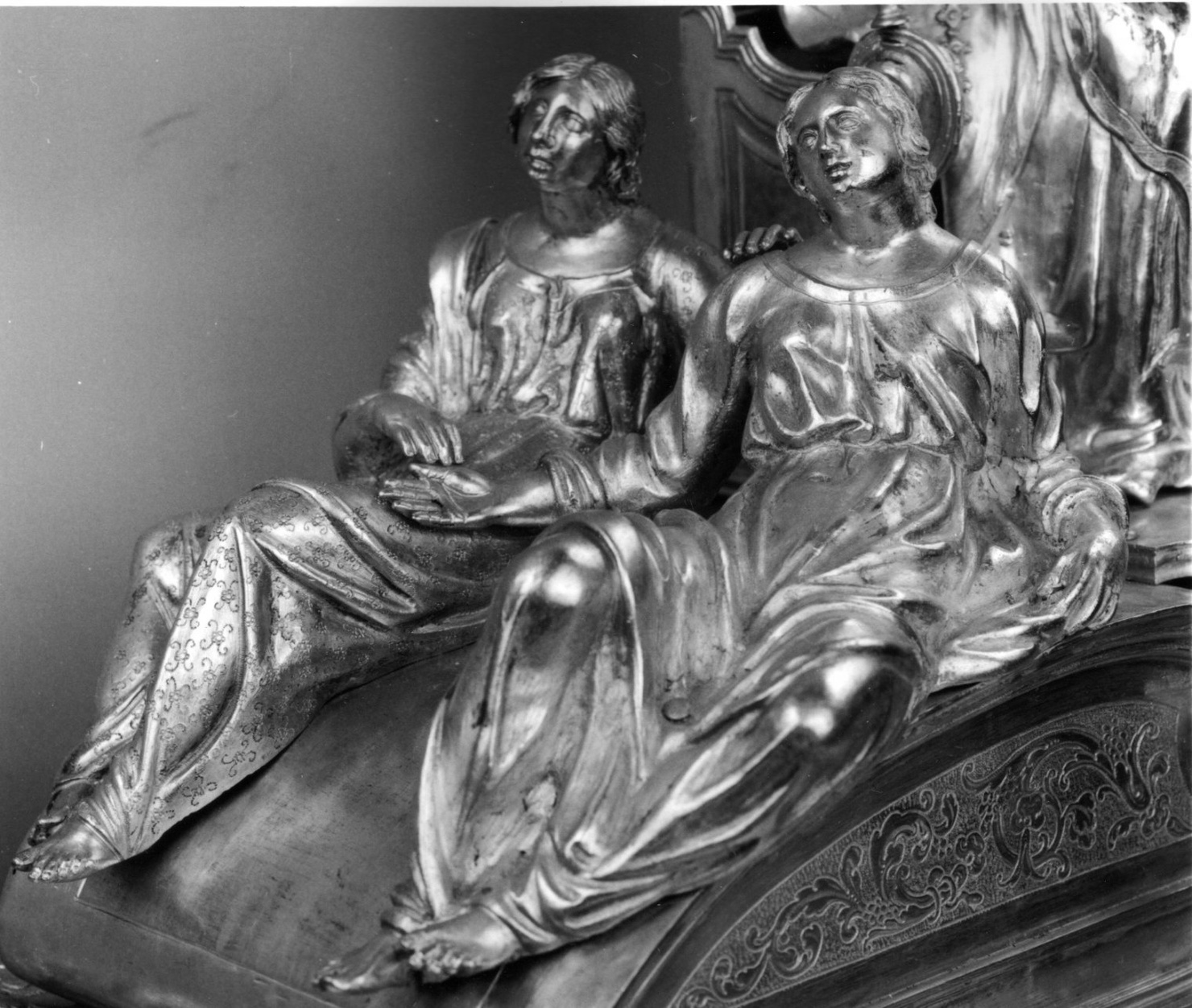 figure femminili (statuetta, elemento d'insieme) - ambito piemontese (primo quarto sec. XVII)