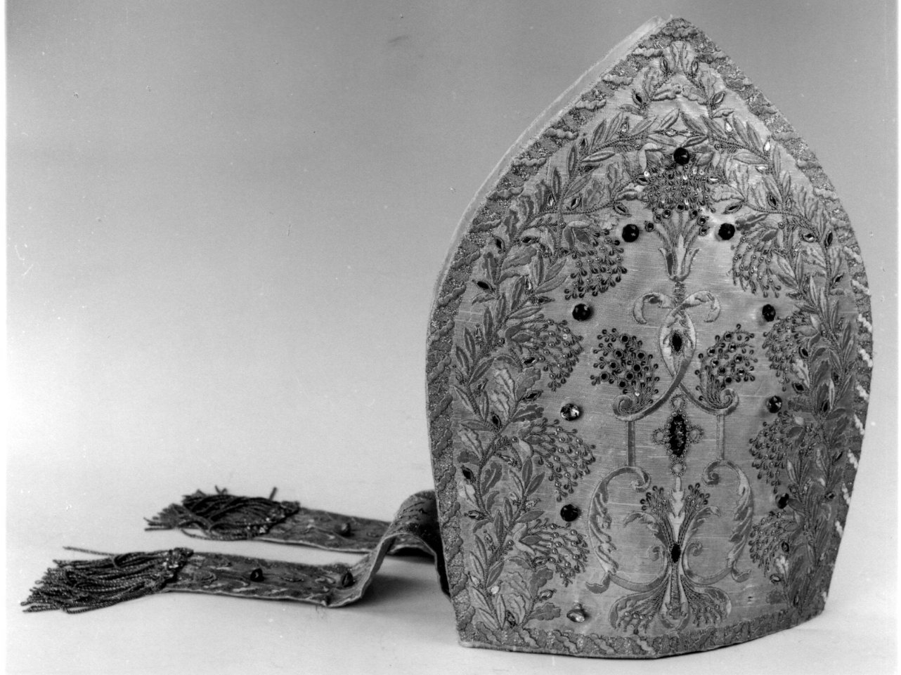 mitria, opera isolata - manifattura italiana (metà sec. XIX)