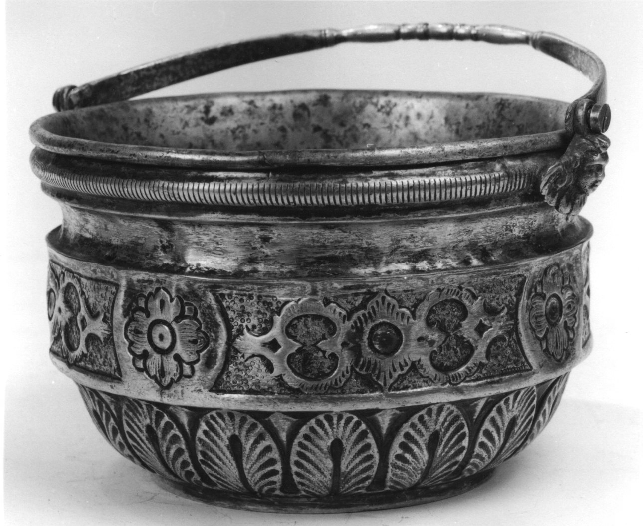 secchiello per l'acqua benedetta, opera isolata - ambito vercellese (seconda metà sec. XIX)