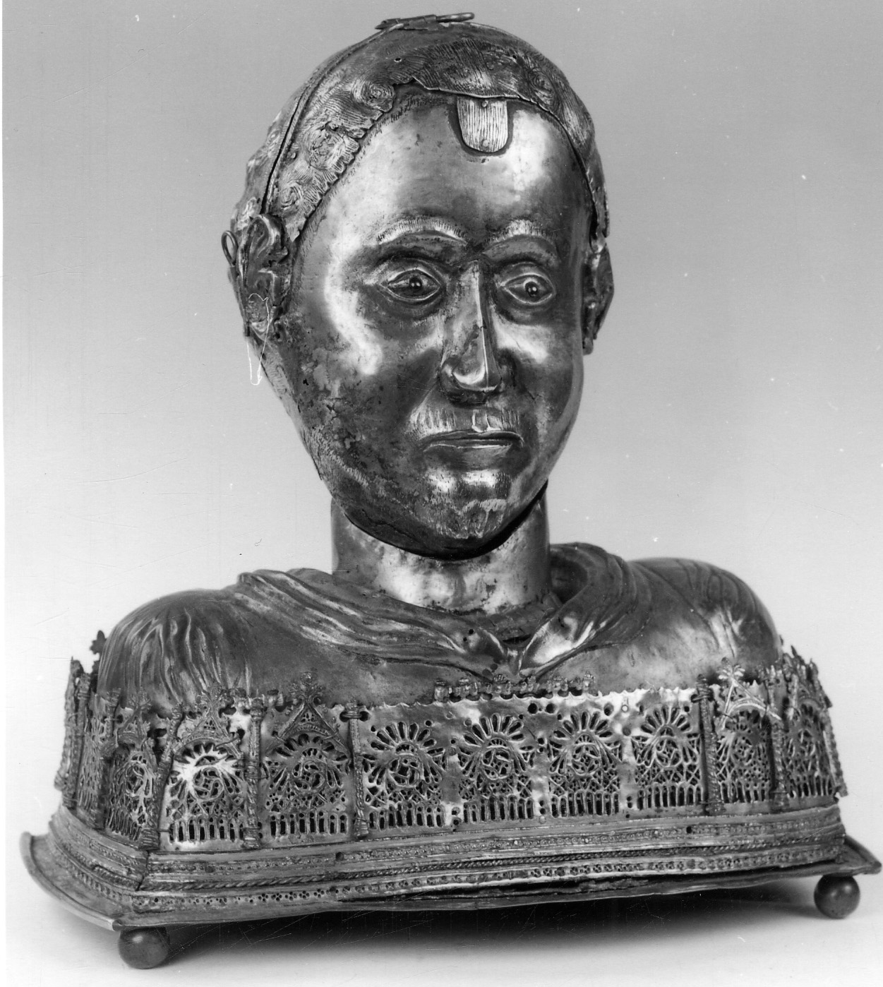 San Pantaleone (reliquiario - a busto, opera isolata) - ambito piemontese (inizio sec. XV)