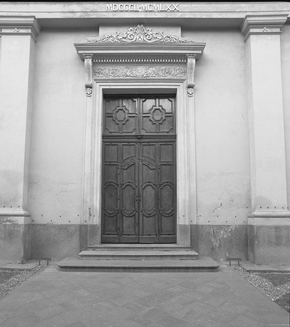 portale maggiore, opera isolata di Riva Giuseppe Antonio (attribuito), Barera M (attribuito) (sec. XVIII)