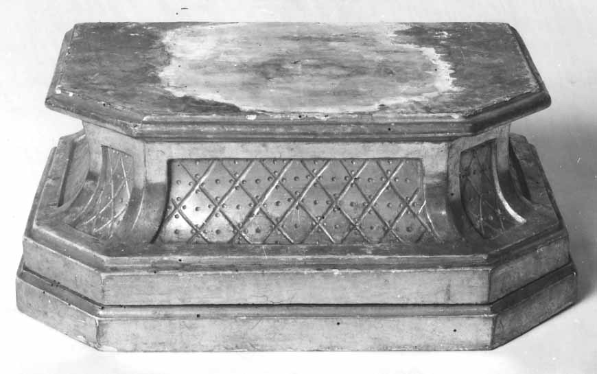 base, frammento - bottega piemontese (seconda metà sec. XVIII)