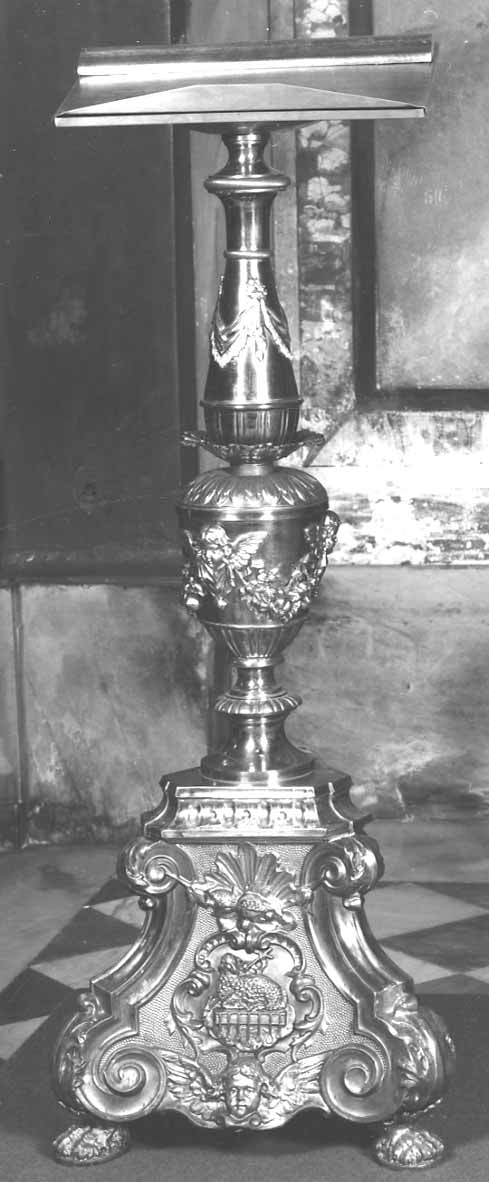 leggio a piede, opera isolata - bottega piemontese (ultimo quarto, seconda metà, terzo quarto sec. XVIII, sec. XIX, sec. XX)