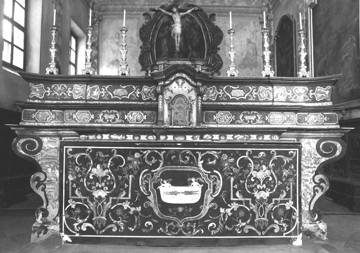 altare maggiore - bottega comacina (primo quarto sec. XVIII)