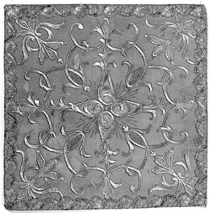 borsa del corporale, elemento d'insieme - manifattura italiana (prima metà sec. XVIII)