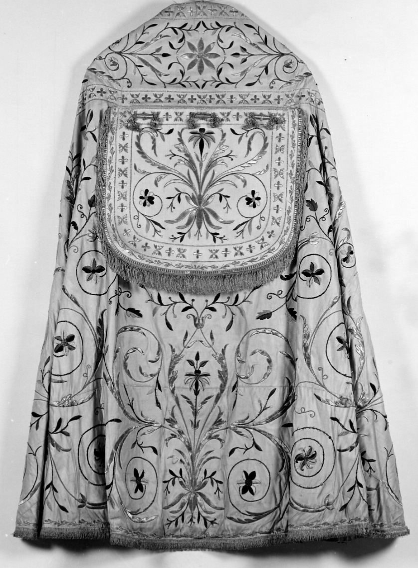 piviale, elemento d'insieme - manifattura italiana (prima metà sec. XIX)