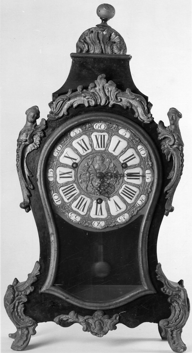 orologio - da tavolo, opera isolata - manifattura francese (secondo quarto sec. XVIII)