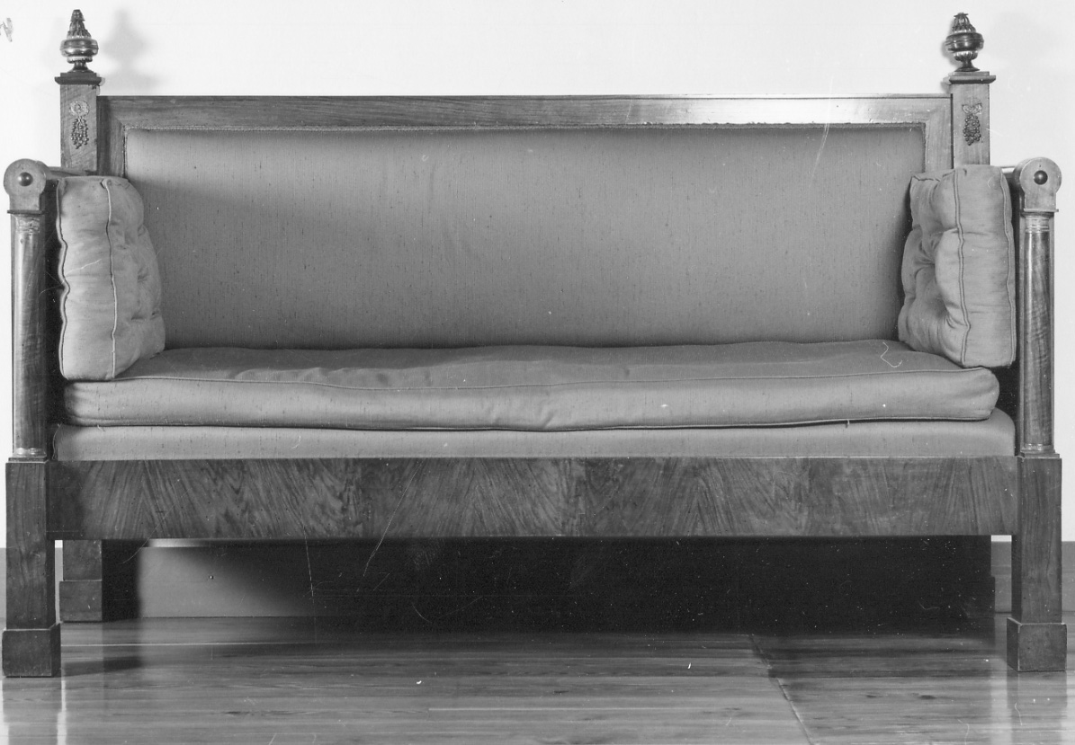 divano, opera isolata - ambito piemontese (prima metà sec. XIX)