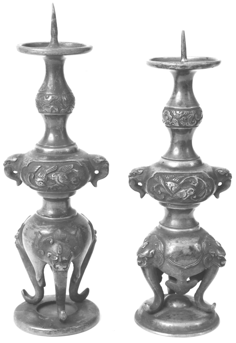 candeliere, serie - manifattura cinese (fine/inizio secc. XIX/ XX)