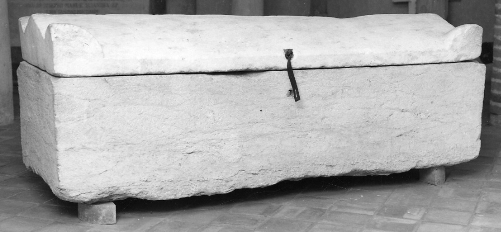 sarcofago, opera isolata - ambito lombardo (sec. XI)