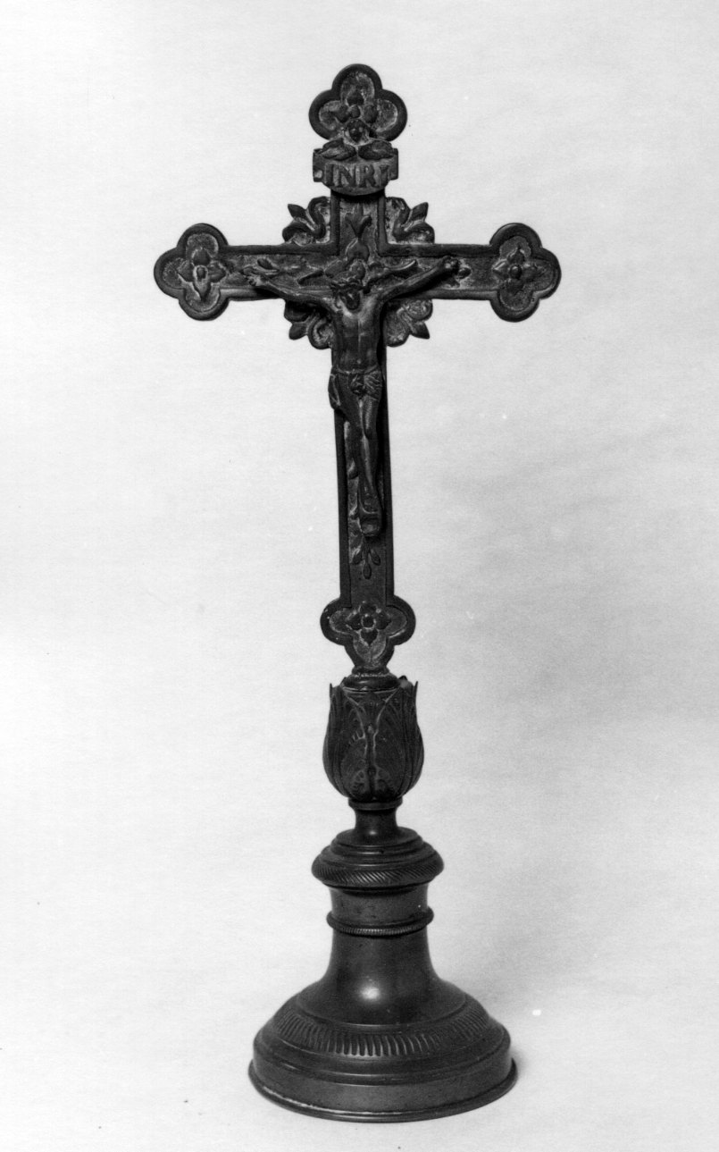 croce da tavolo, opera isolata - ambito ligure-piemontese (seconda metà sec. XIX)