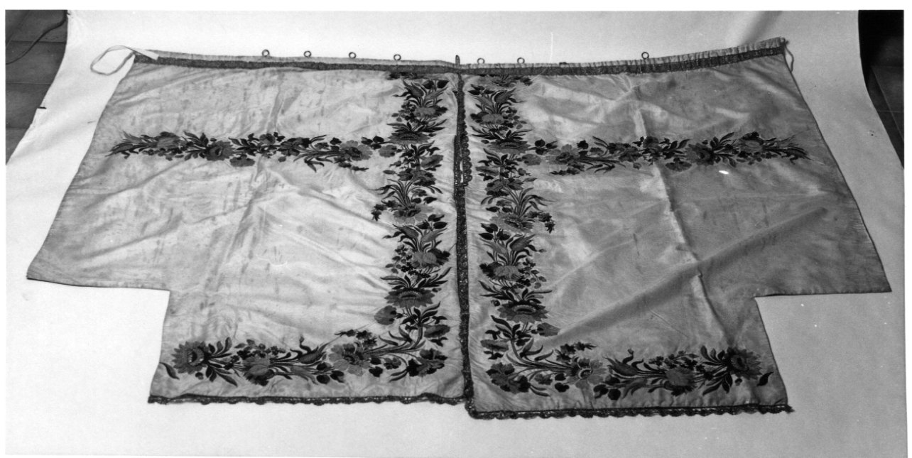 conopeo di tabernacolo, opera isolata - manifattura genovese (seconda metà sec. XVIII)