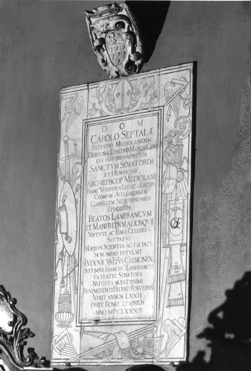 insegne episcopali (lapide, opera isolata) - ambito lombardo (sec. XVII)