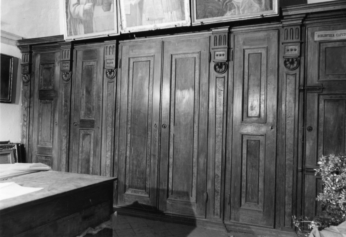 armadio, opera isolata - ambito piemontese (fine/inizio secc. XVIII/ XIX)