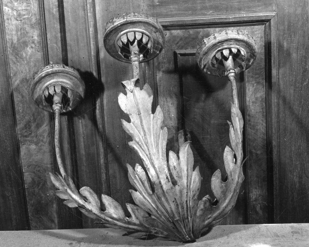 candeliere da parete di chiesa, opera isolata - ambito tortonese (sec. XIX)