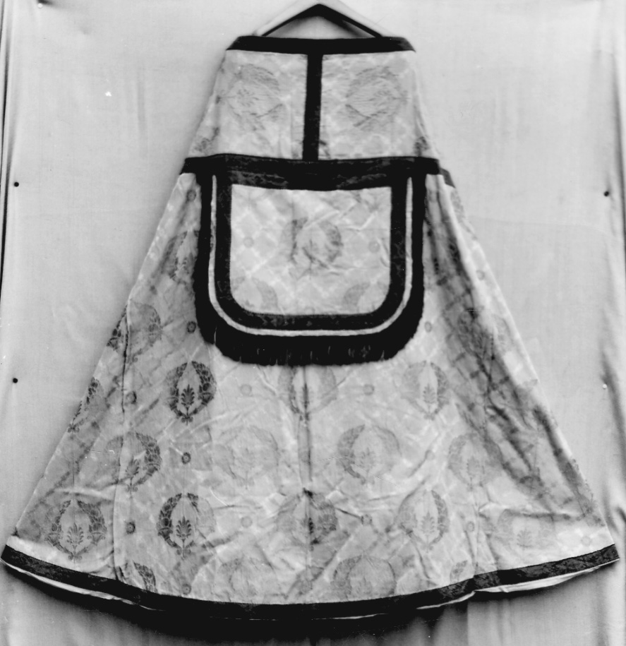 piviale, opera isolata - manifattura italiana (fine/inizio secc. XIX/ XX)