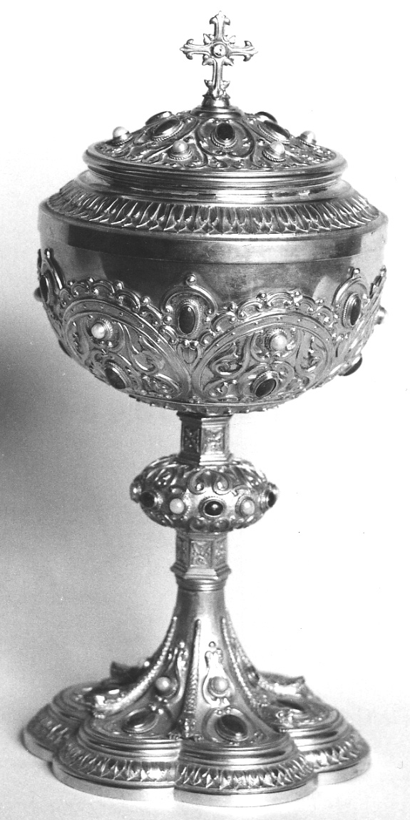 pisside, opera isolata - ambito romano (prima metà sec. XX)