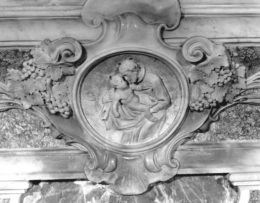 San Giuseppe e Gesù Bambino (decorazione plastica, elemento d'insieme) - ambito astigiano (seconda metà sec. XVII)