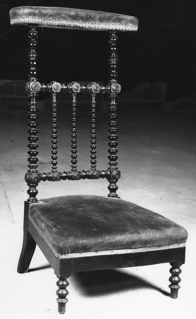 inginocchiatoio, opera isolata - ambito piemontese (seconda metà sec. XIX)