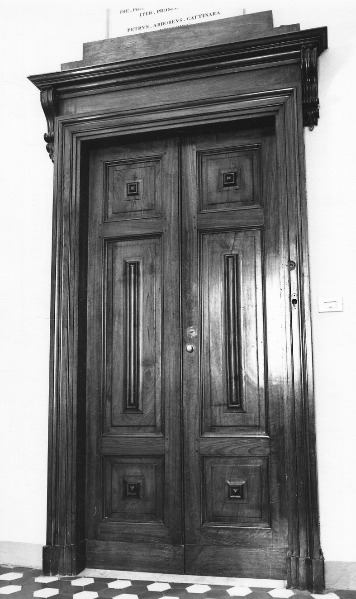 porta, opera isolata - ambito astigiano (prima metà sec. XX)