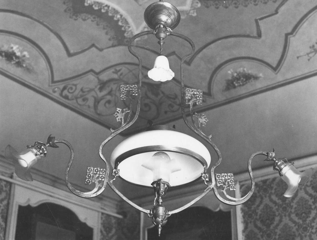 lampadario, opera isolata - ambito piemontese (primo quarto sec. XX)