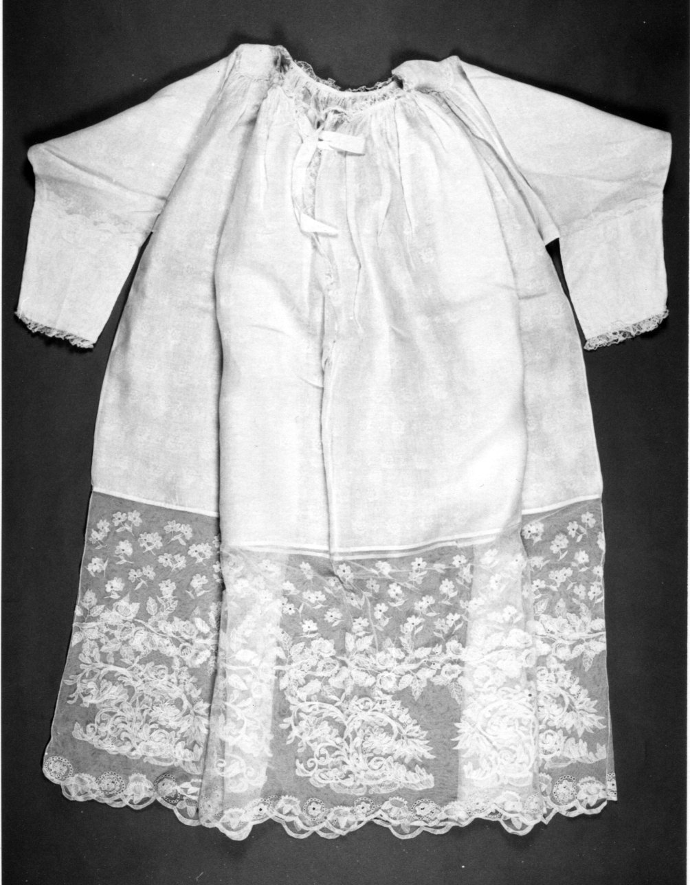 camice, opera isolata - manifattura astigiana (seconda metà sec. XIX)