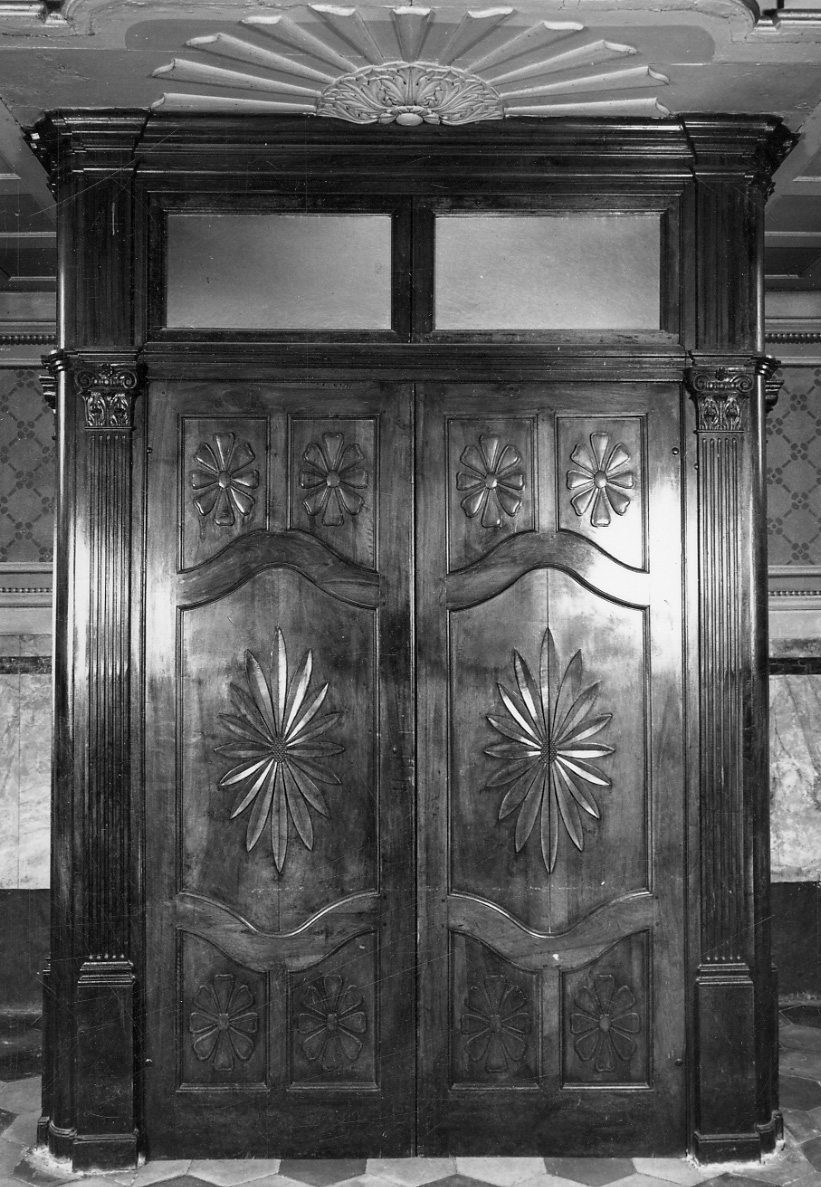 bussola d'ingresso, opera isolata di Pizzorno Benedetto (maniera) (secondo quarto sec. XIX)